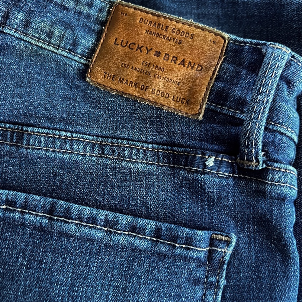 Lucky Brand High Rise Skinny Jeans - Picture 4 of 4